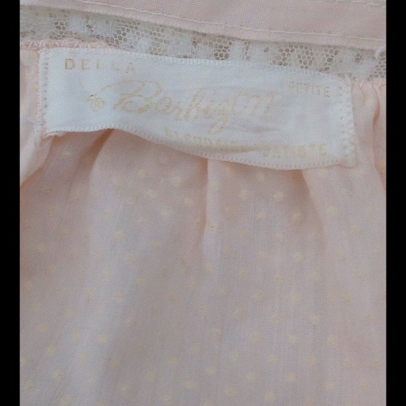 Vintage Barbizon pink dotted Swiss bed jacket. - Picture 4 of 6