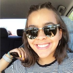 Meet your Posher, Janiece