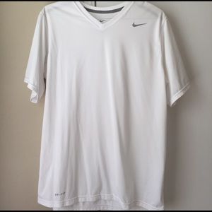 Men's Large Nike dry fir tee