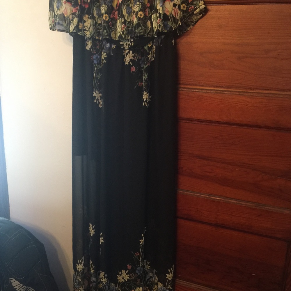 Beautiful georgette dress, off shoulder