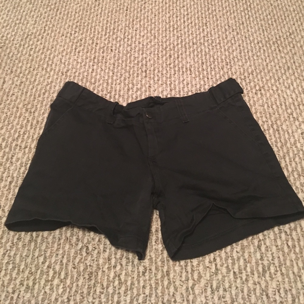 🖤 Black shorts 🖤