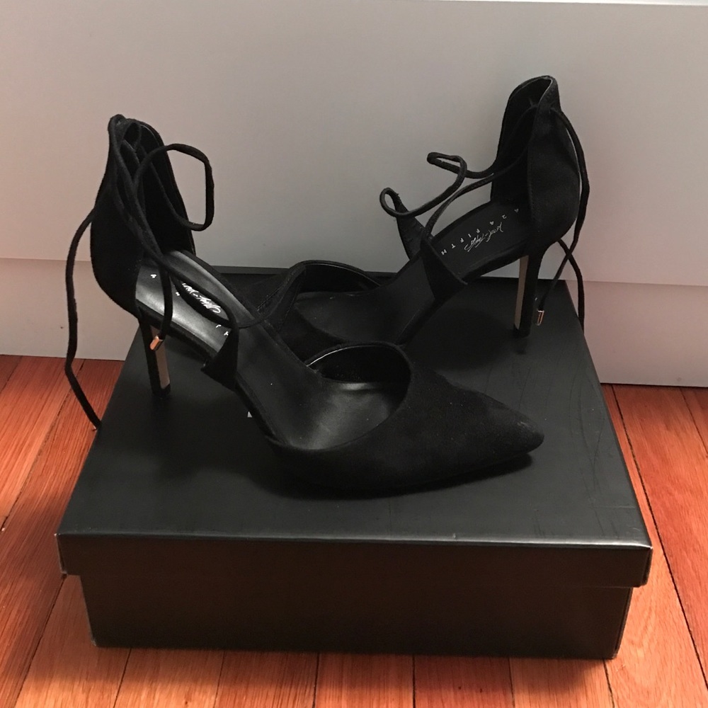 Lord & Taylor Black Suede Point Toe Lace-up Pumps