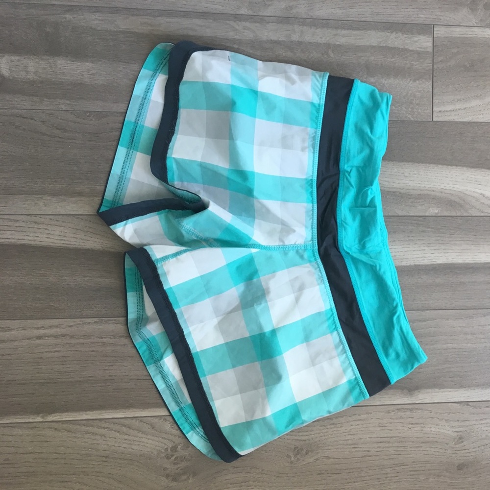 Lululemon Checkered groovy run short