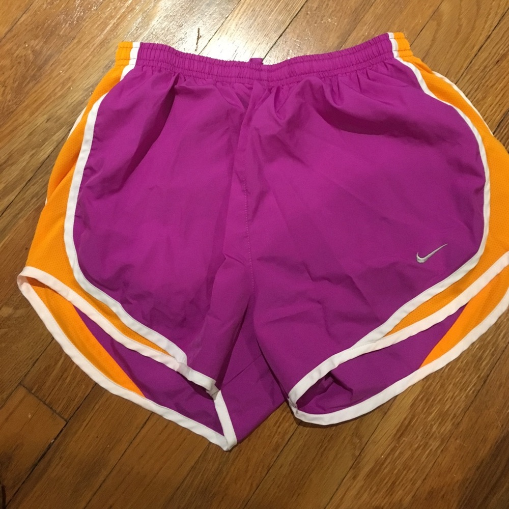 Nike shorts EUC sz S