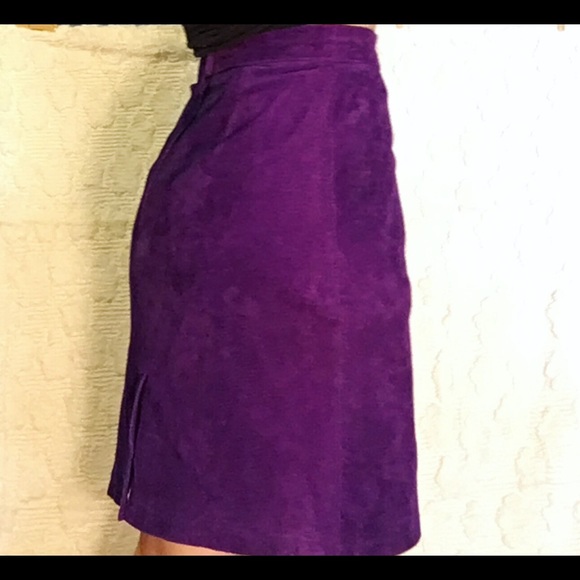 Vintage Global Identity Purple 100% leather skirt - Picture 1 of 3