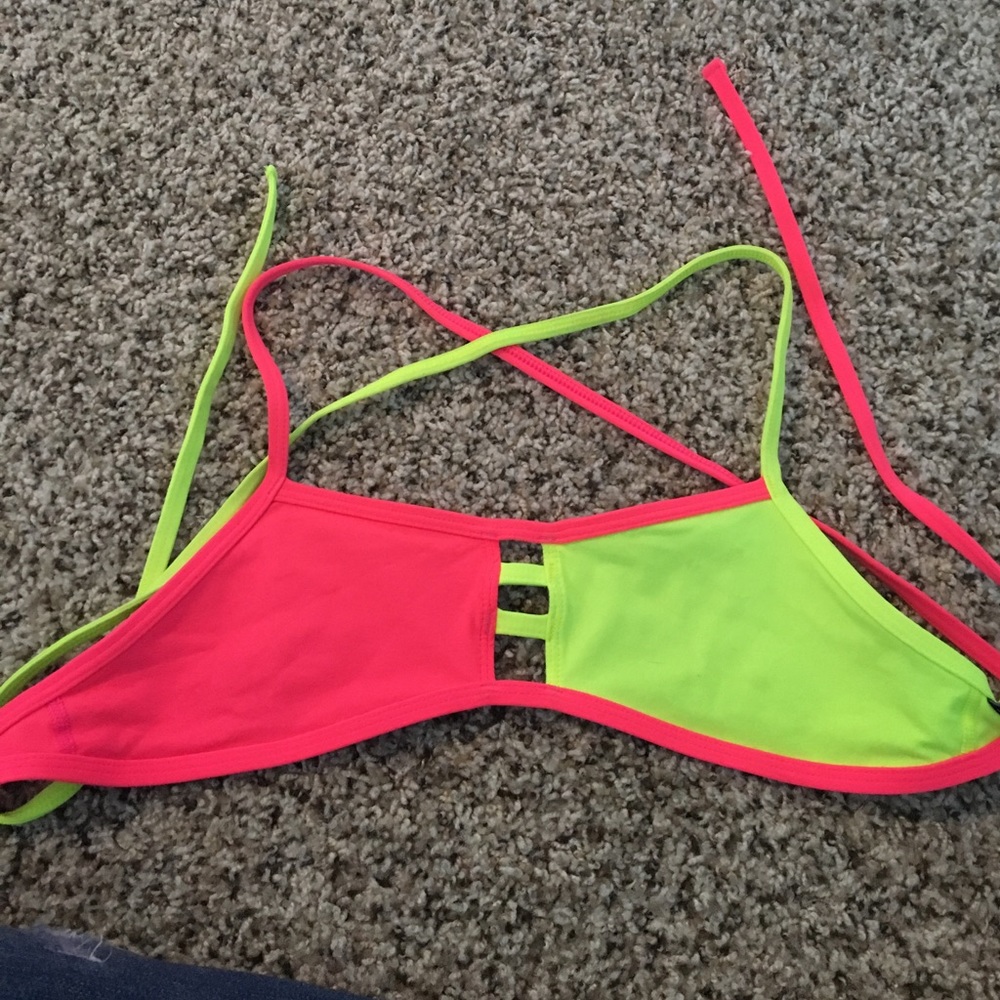 JOLYN BIKINI TOP ONLY