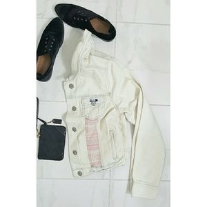 Bethany Mota jean jacket from Aeropostale