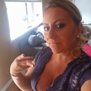 Meet your Posher, Suzanne