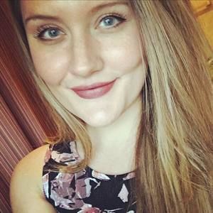 Meet your Posher, Kayla