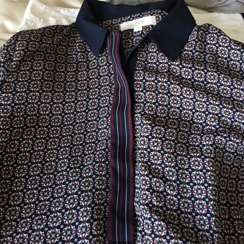 Loft Long sleeve button front blouse.