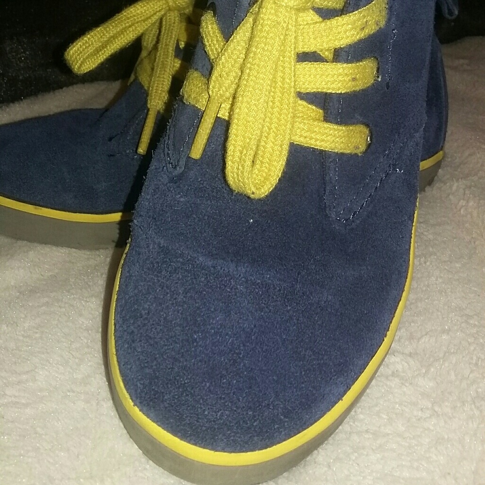 Kids shoes