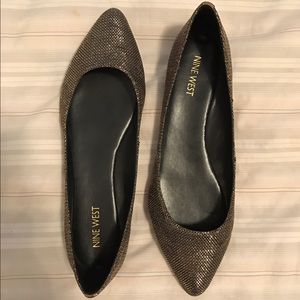 Nine West gold/metallic flats