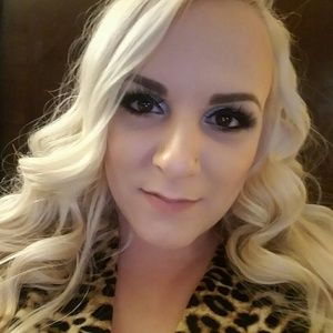 Meet your Posher, Karyn