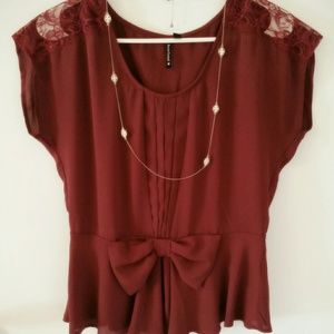 Adorable burgundy blouse!