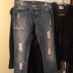 Brand new never worn distressed jeans