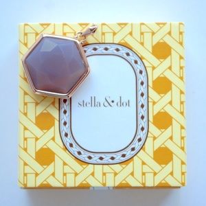 Stella & Dot Sentiment Stone Locket // Grey Agate