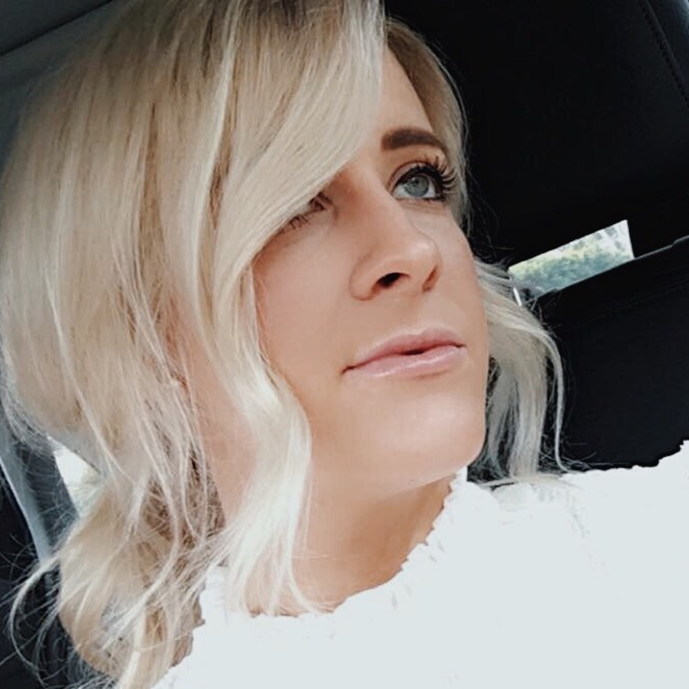 Meet your Posher, Cayla
