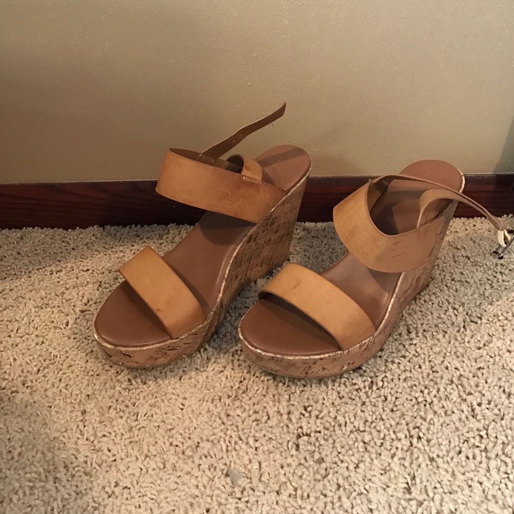 Tan wedges