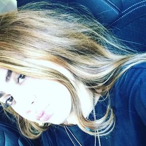 Meet your Posher, Vanessa