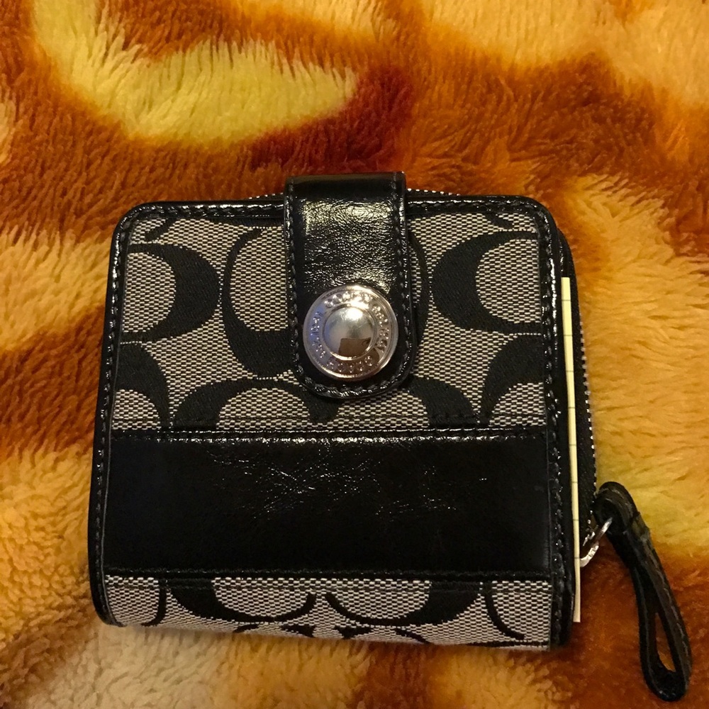 Patent leather wallet