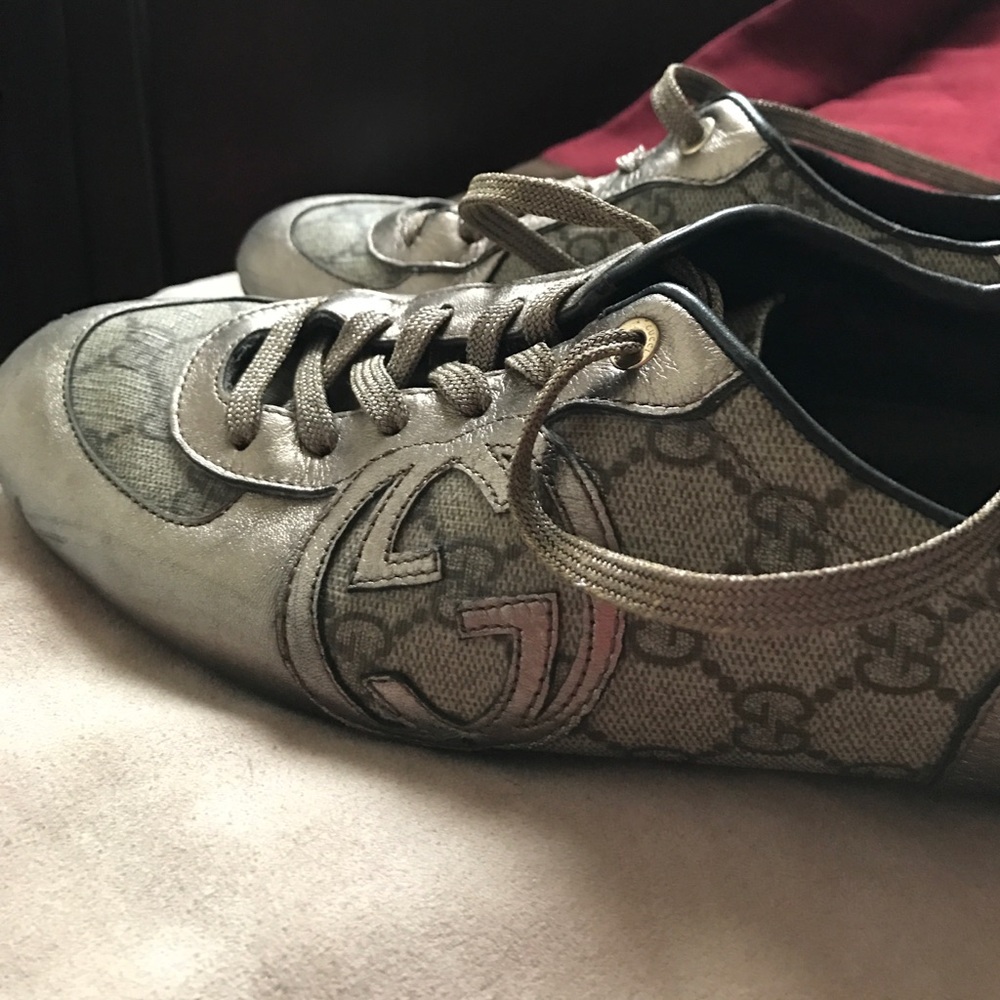 Gucci shoes