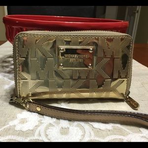 Michael Kors Rose Gold Wristlet