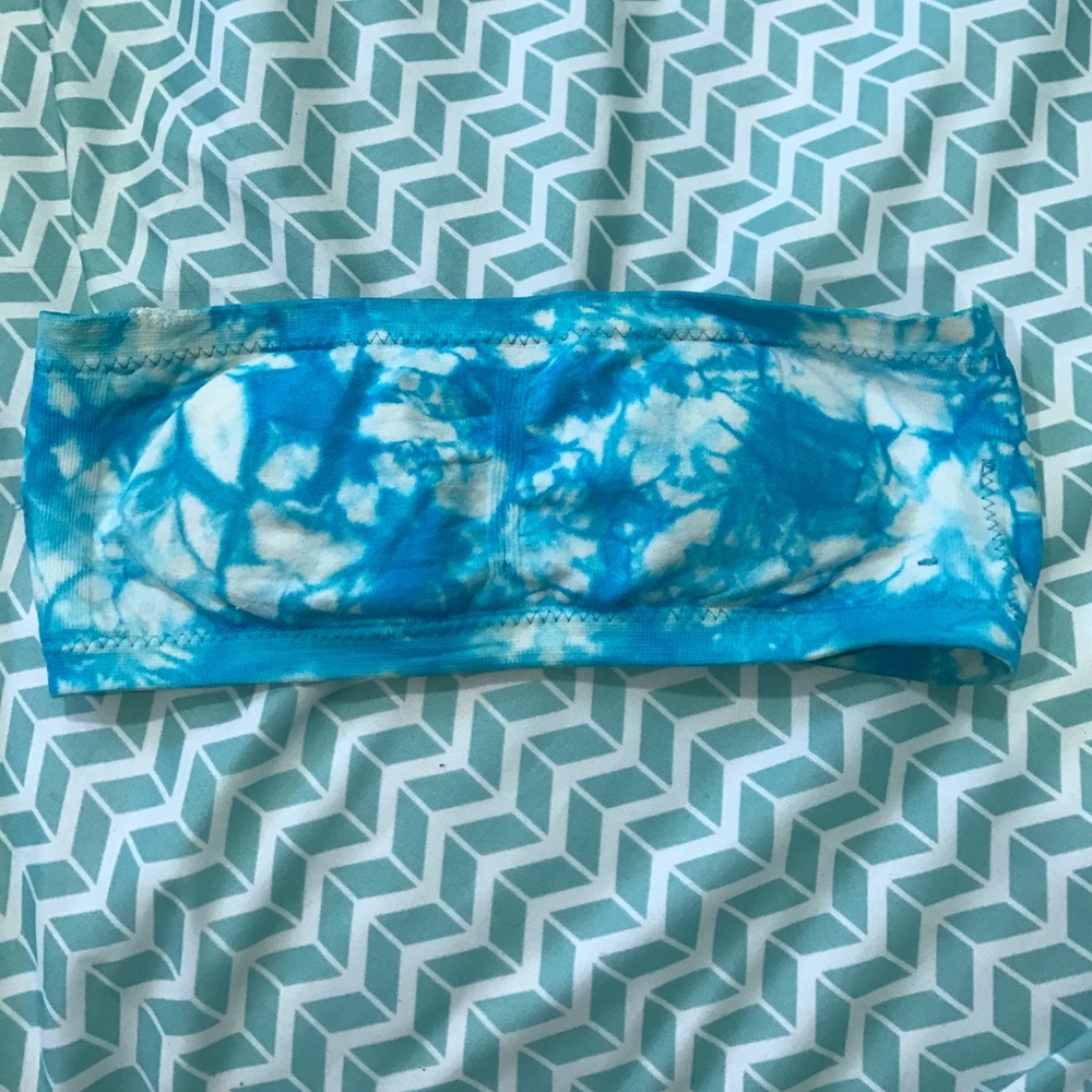 Blue tie dye bandeau with padding