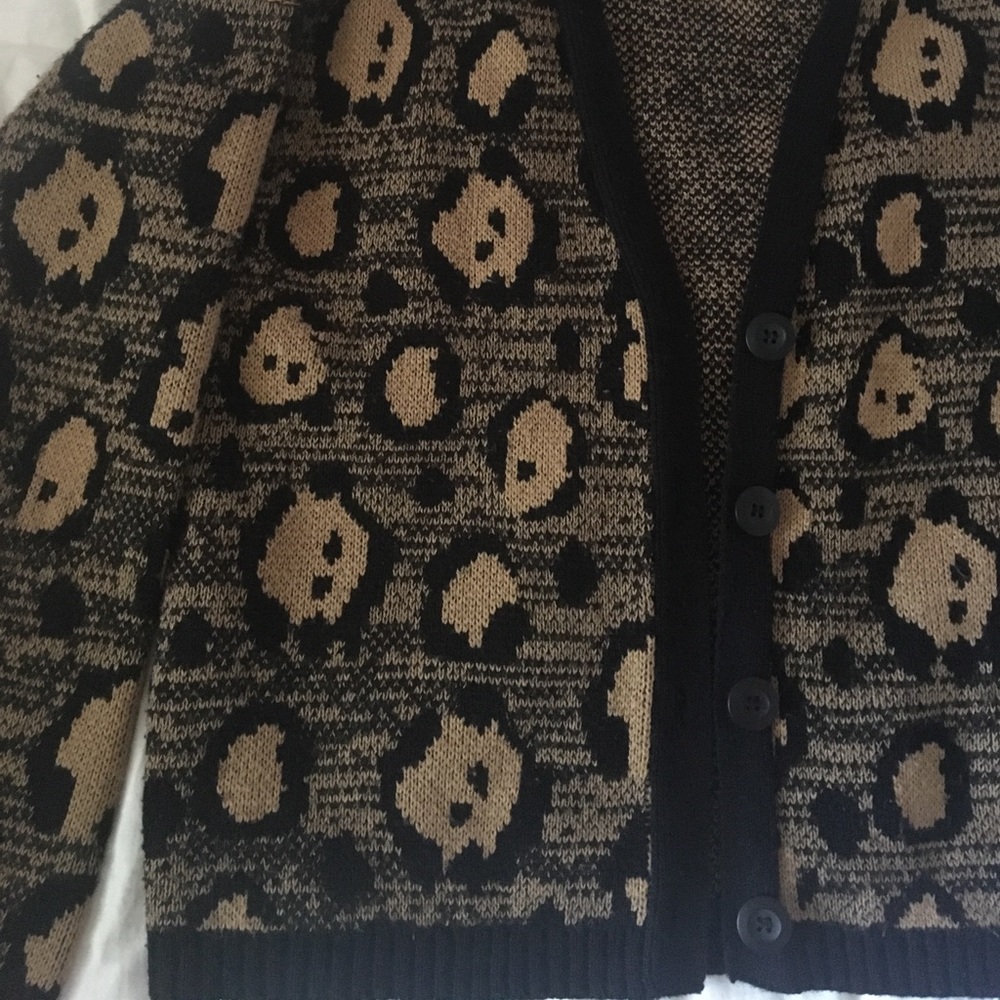 Patterned Jacket. - Picture 3 of 3