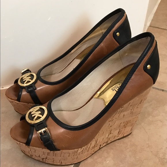 Michael Kors Wedges - Picture 3 of 4