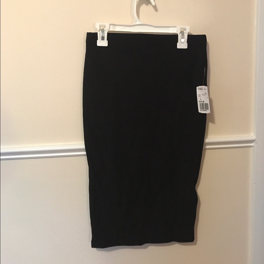 Midi black pencil skirt