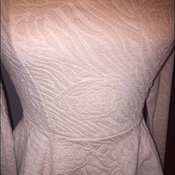 Arden B Peplum Top - Picture 3 of 3