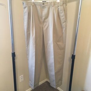 IZOD Men's Beige Pants