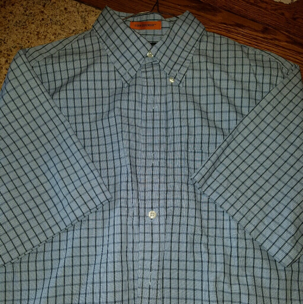 Men's Blue Stripe Dockers SS shirt Medium