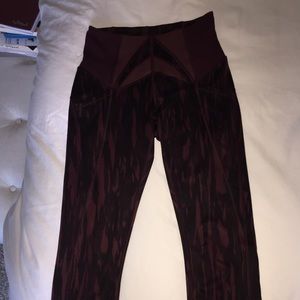 Lululemon leggings!