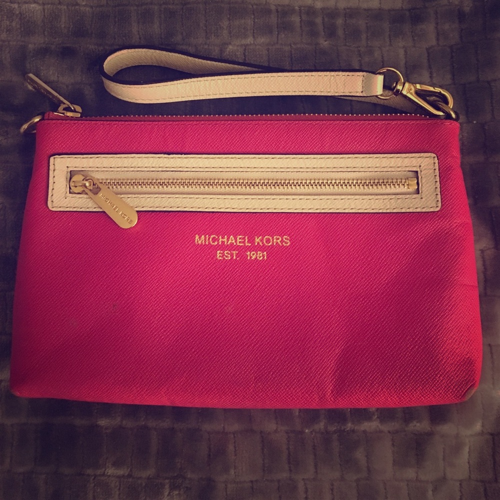Michael Kors Wristlet/Clutch