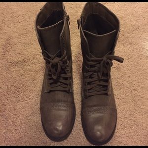 combat boots