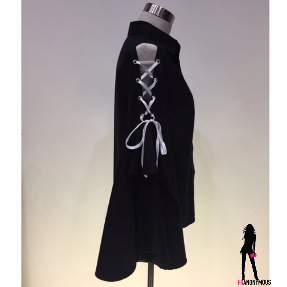 Black Cotton Bell Sleeve and Whipstitch Top - Picture 4 of 6