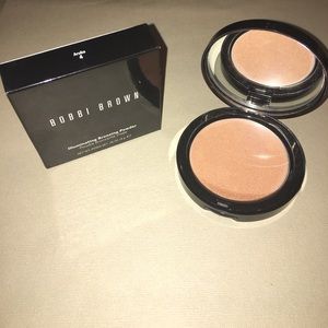 Bobbi Brown Illuminating Bronzing Powder