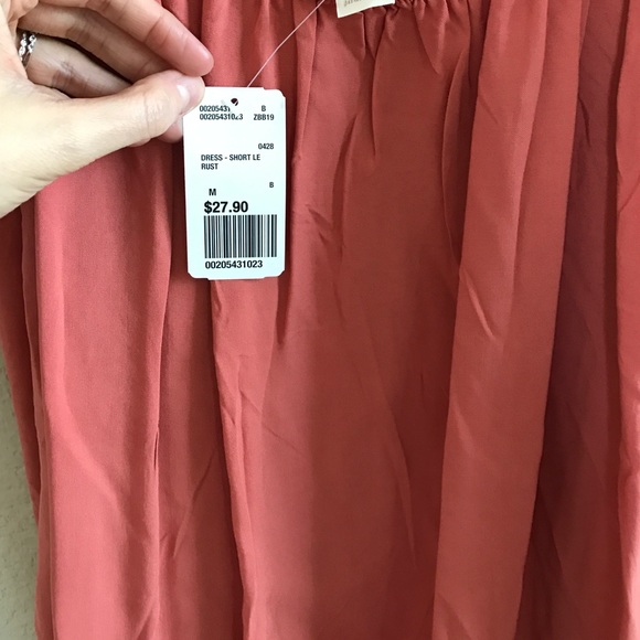 Dress - Picture 2 of 4