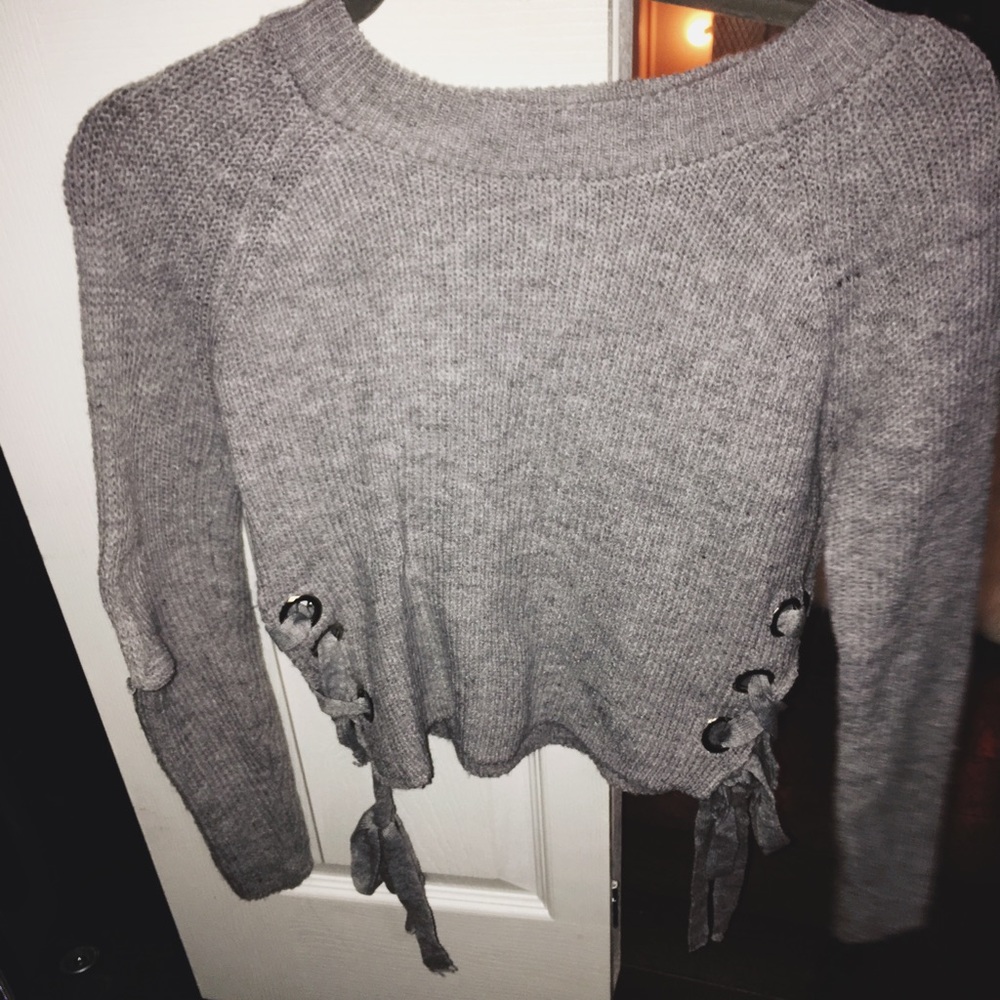 NWT LACE UP SWEATER