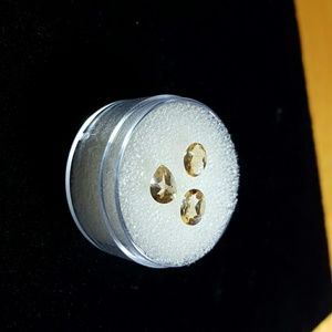 Natural Mixed Cuts Imperial Zircon