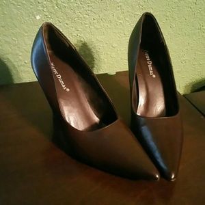 Pierce Dumas Heels