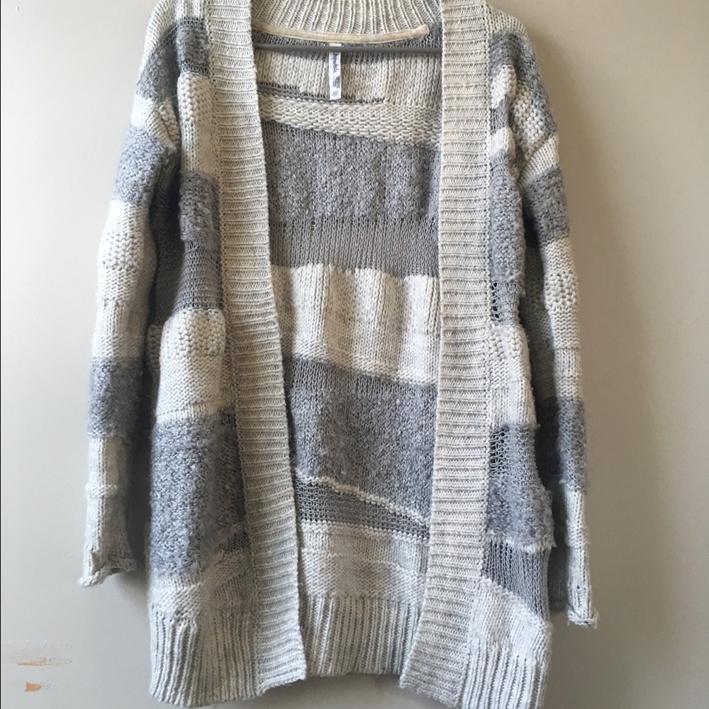 American Eagle Wool sweater
