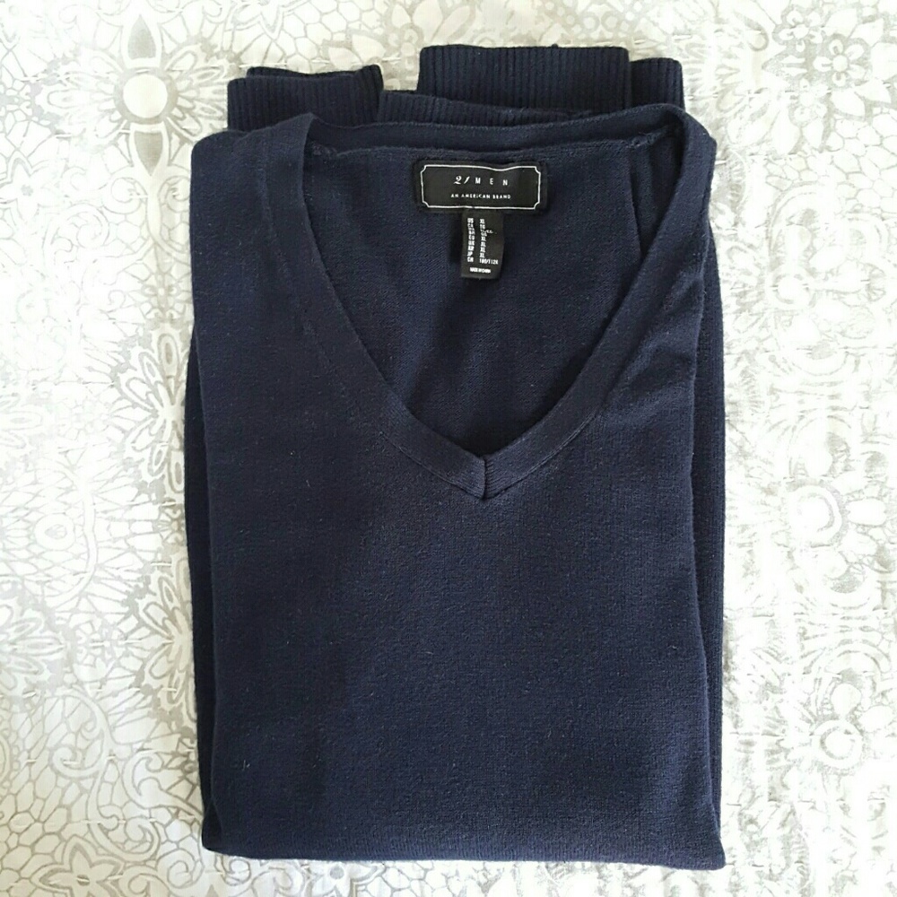 F21 Men's V-Neck Sweater Navy Blue XL