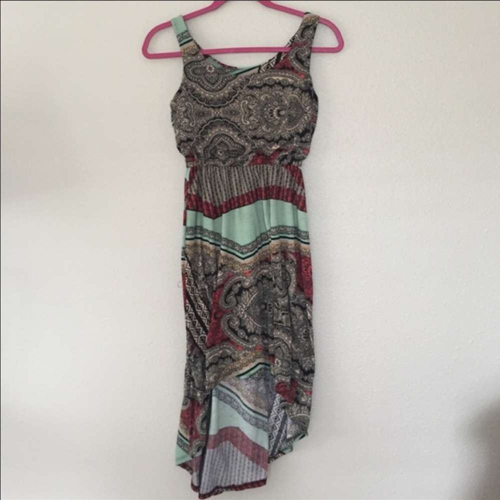 LOOKING FOR THIS DRESS! - Picture 2 of 2