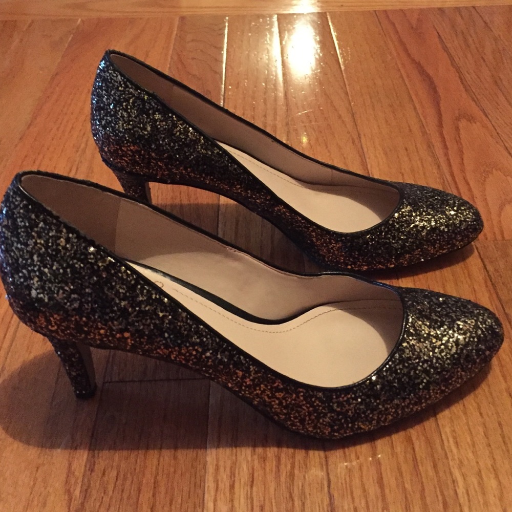 Vince Camuto size 7.5 glitter bronze heels