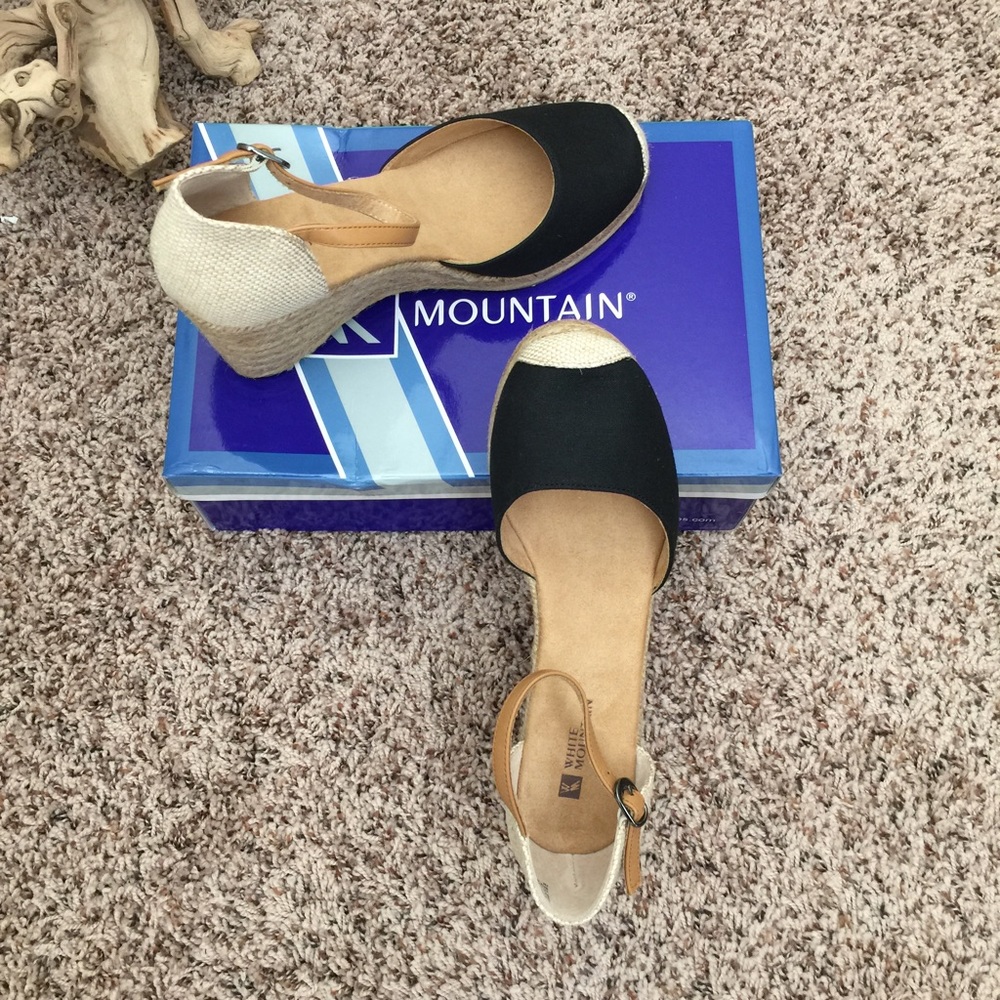 White Mountain Mamba Espadrille Wedges