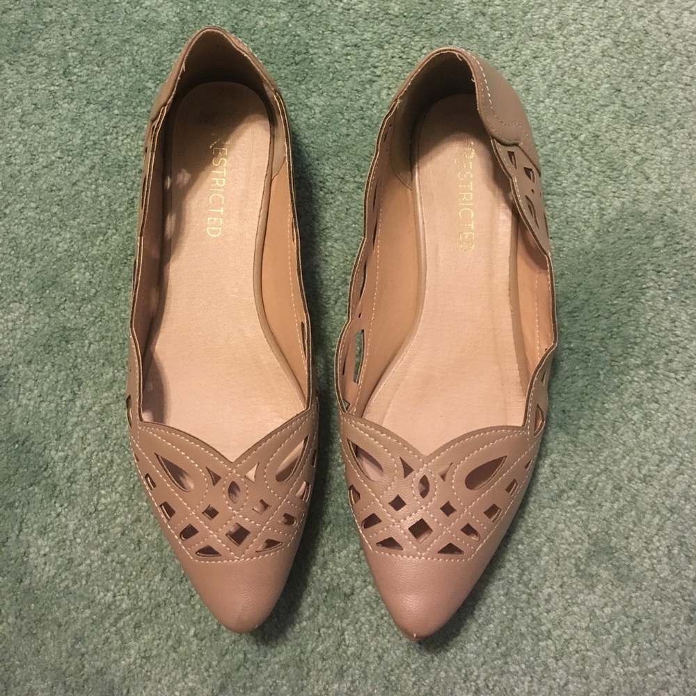 Restricted Blush/Taupe Flats