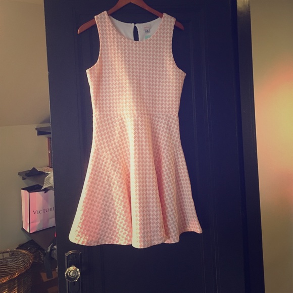 Light Peach and White Sun Dress - Picture 1 of 2