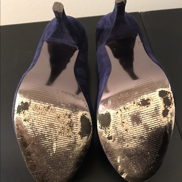 🌼Blue size 7 Steve Madden Suede Heels🌼 - Picture 3 of 4